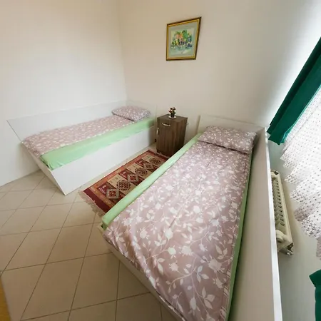 Misko Apartment *